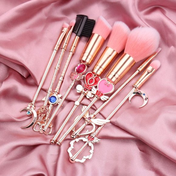 HPx2 Sailor Moon Makeup Brush Set!! 🥰💞💗 - Picture 3 of 7